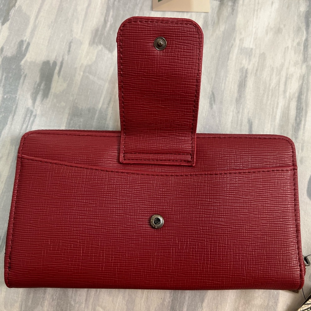 Wallets - Picture 4 of 9